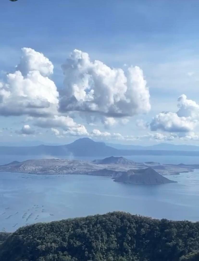 Taal Lake View Wind Residences By Smco Tagaytay City Eksteriør billede