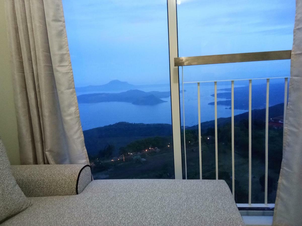 Taal Lake View Wind Residences By Smco Tagaytay City Eksteriør billede