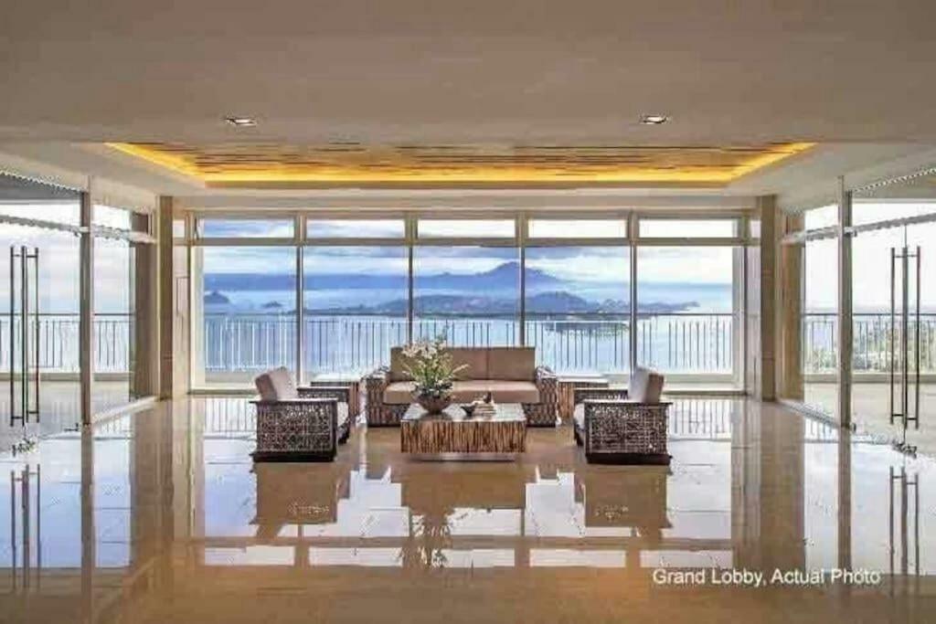 Taal Lake View Wind Residences By Smco Tagaytay City Eksteriør billede