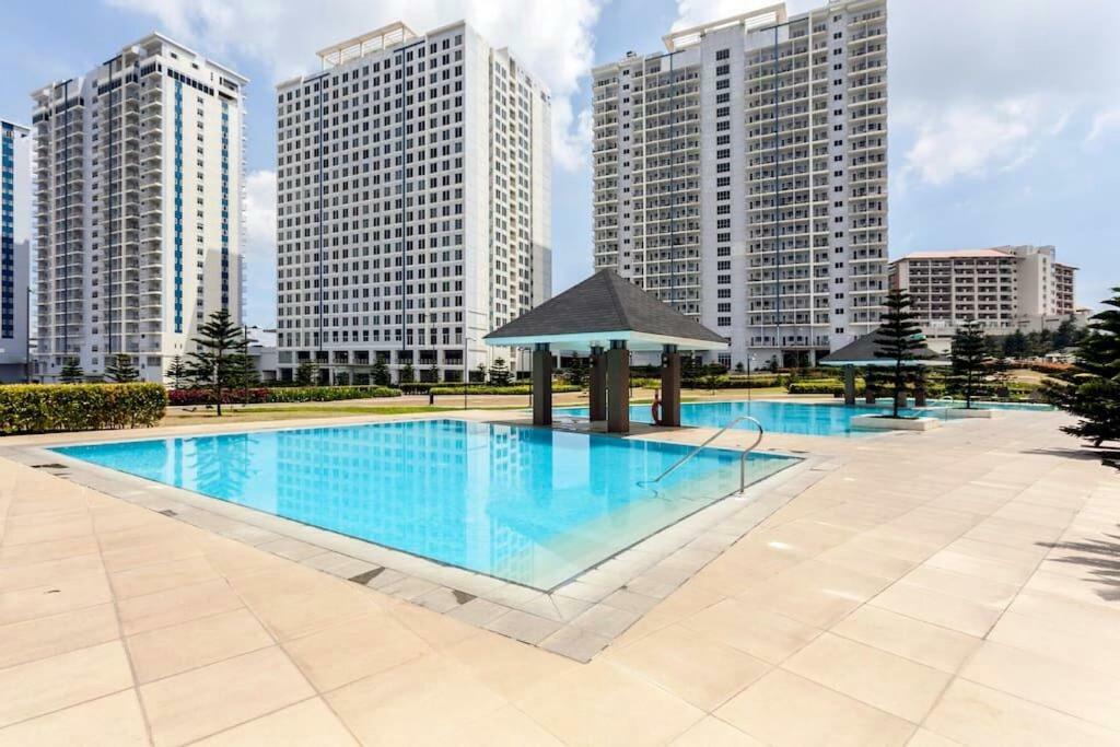 Taal Lake View Wind Residences By Smco Tagaytay City Eksteriør billede
