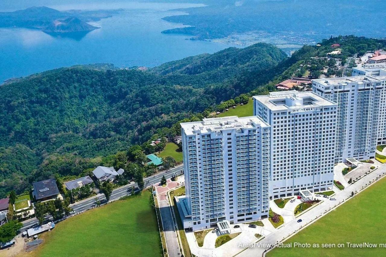 Taal Lake View Wind Residences By Smco Tagaytay City Eksteriør billede